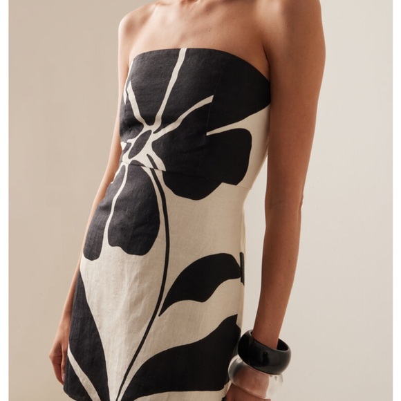 Strapless Black & White Floral Mini Dress… never worn size s/xs - Picture 2 of 4